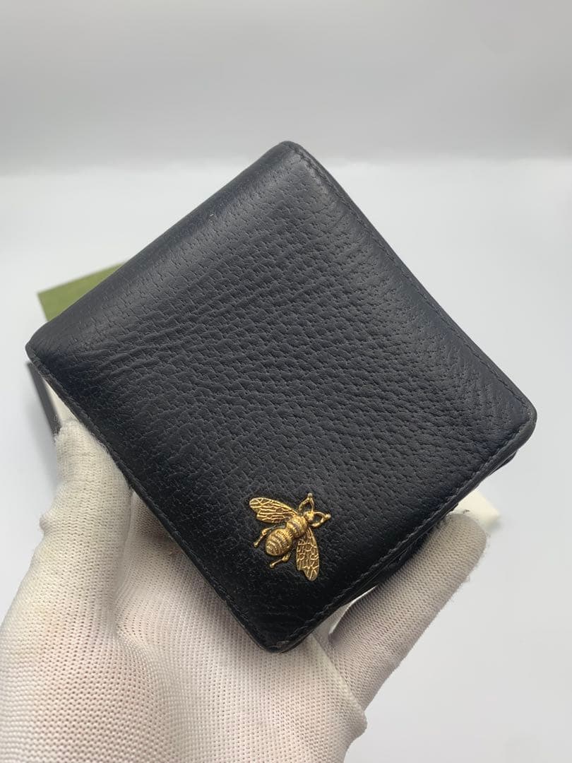 【美品】グッチ 二つ折り財布 アニマリエ ビー レザー P55