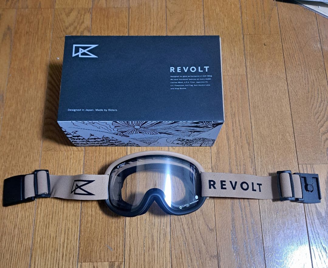 □極美品□REVOLT SUPER LIGHT FRAME Clearレンズ