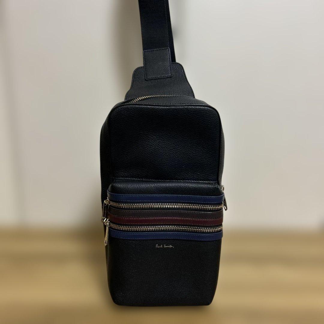 【極美品】ポールスミス　ボディバック