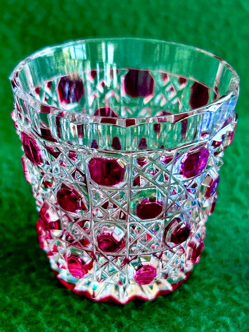 (新品未使用)HOYAクリスタル色被切子　グラス赤青 ペアセット木箱付き