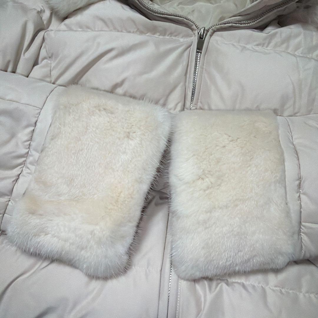 【美品】MICHAA ミシャコリア　ロングダウンジャケット　白　ミンク