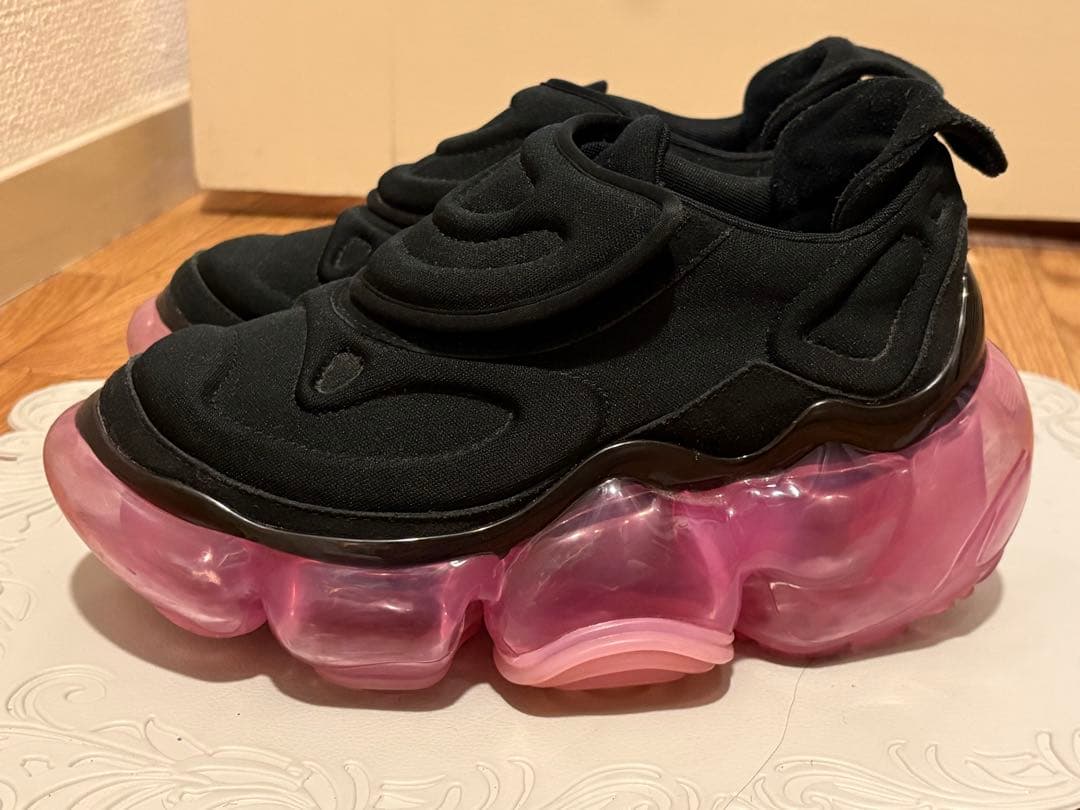 grounds グラウンズ MOOPIE BLACK ×PINK レア ピンク