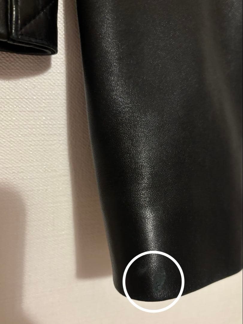 アニエスb. レザーカーディガンプレッション