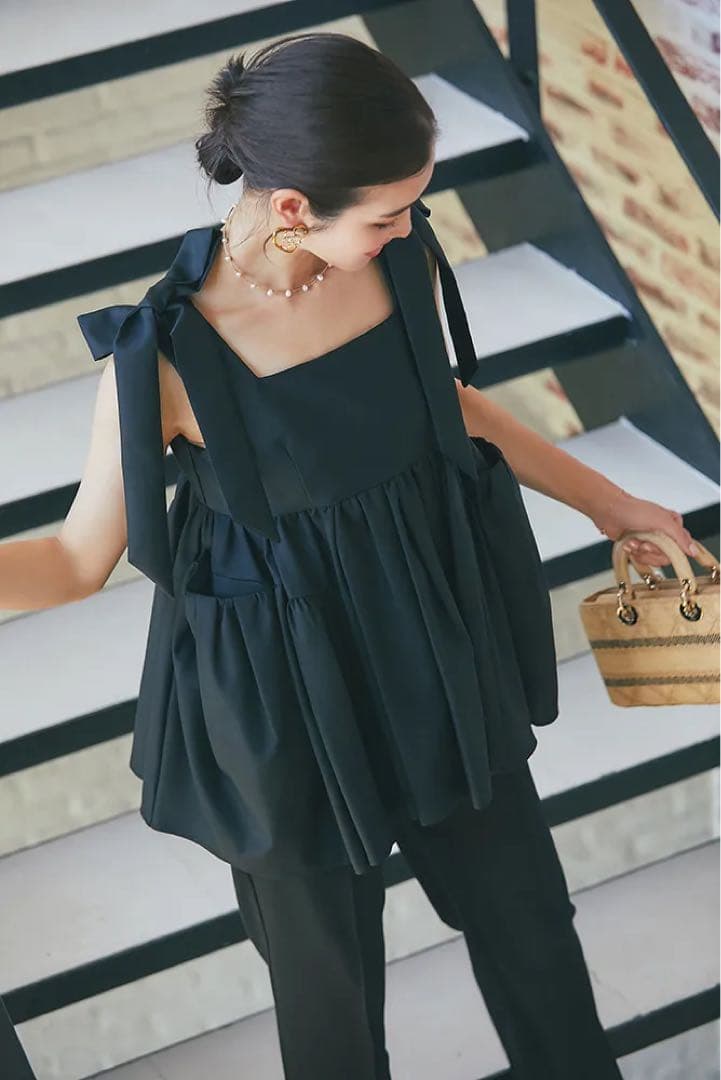 seventen セブンテン　ストラップリボントップス