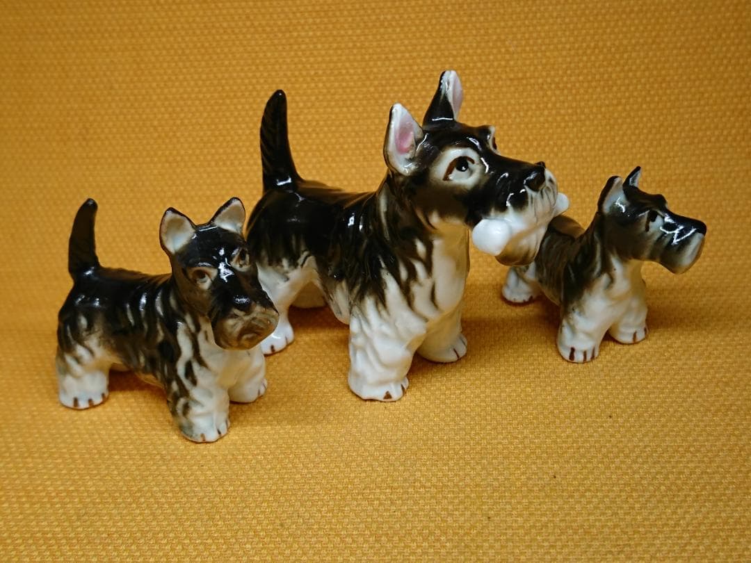 犬　スコティッシュテリア　陶器　置物　インテリア　工芸品　美術品　A3118