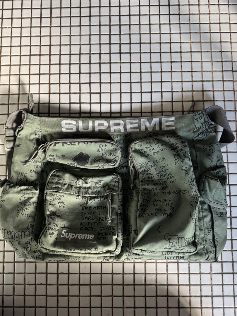 バッグ Supreme Field messenger bag