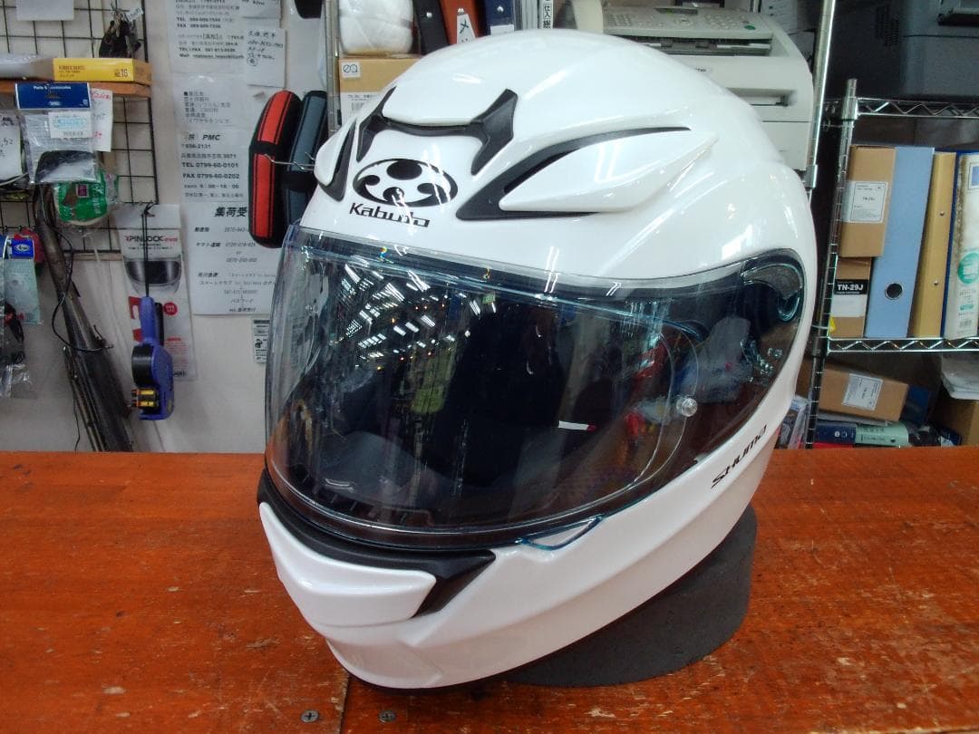 OGK　KABUTO　SHUMA　ホワイト　サイズM　2025年製