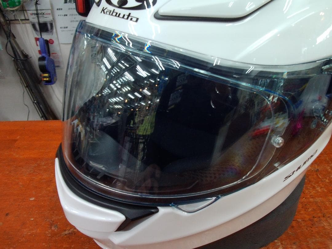 OGK　KABUTO　SHUMA　ホワイト　サイズM　2025年製