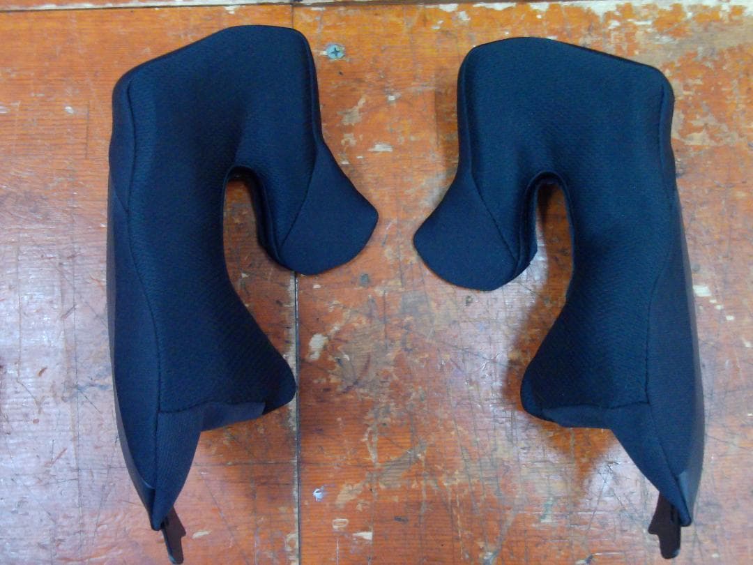 OGK　KABUTO　SHUMA　ホワイト　サイズM　2025年製