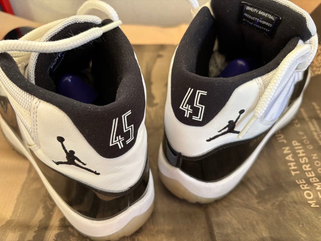 NIKE AIR JORDAN11　ナイキ　スニーカー　ジョーダン11