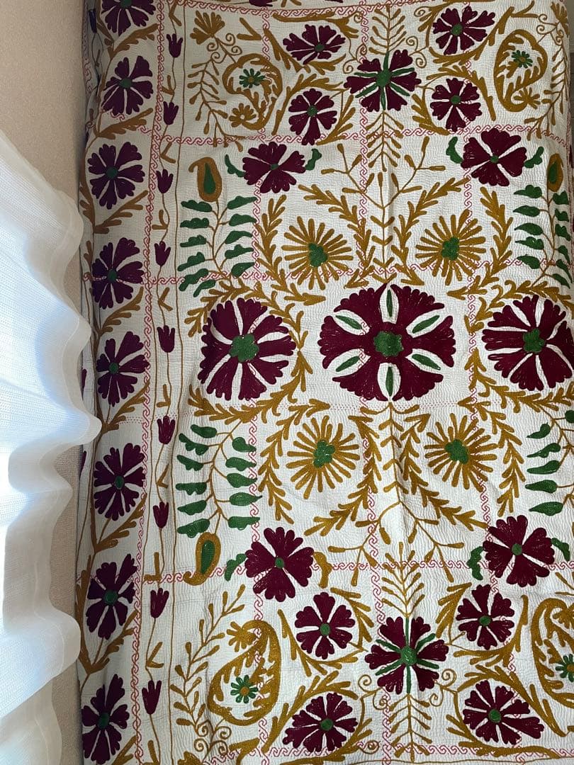 『最終価格』スザニ刺繍カンタキルト　スザニ刺繍　ヴィンテージ　インド　一点もの