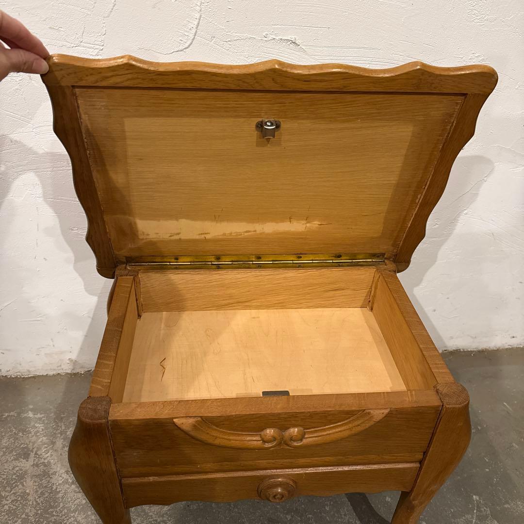 ヴィンテージ　木製サイドテーブル　収納　引き出し付き