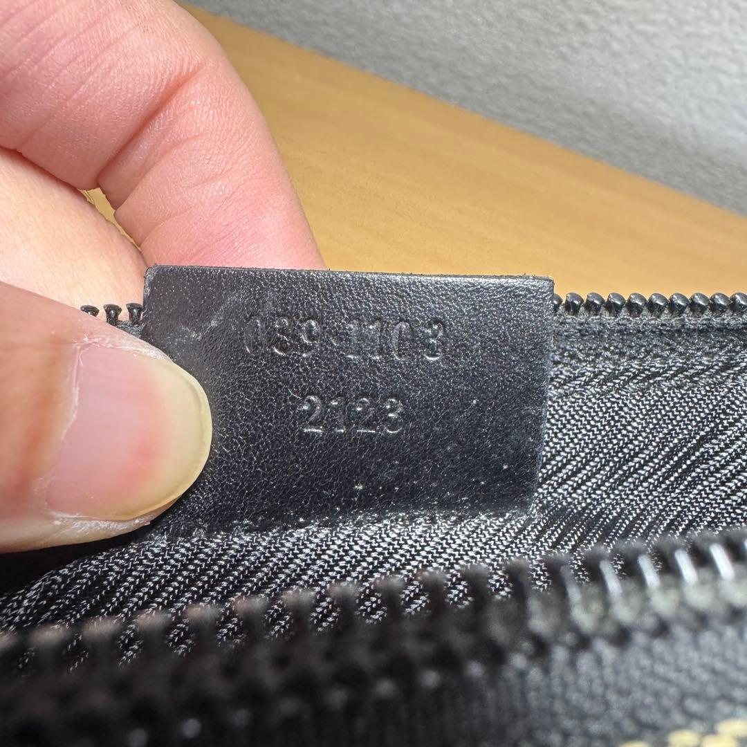 G1692 GUCCI グッチ アクセサリーポーチ ハンドバッグ GGキャンバス