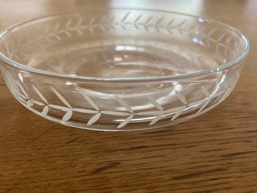 金津沙矢香　円形/平皿