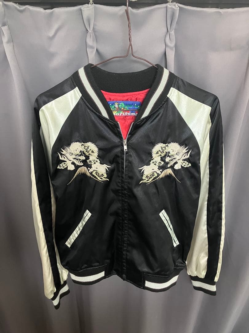 Hoshihime スカジャン 黒/白 ドラゴン刺繍 短丈