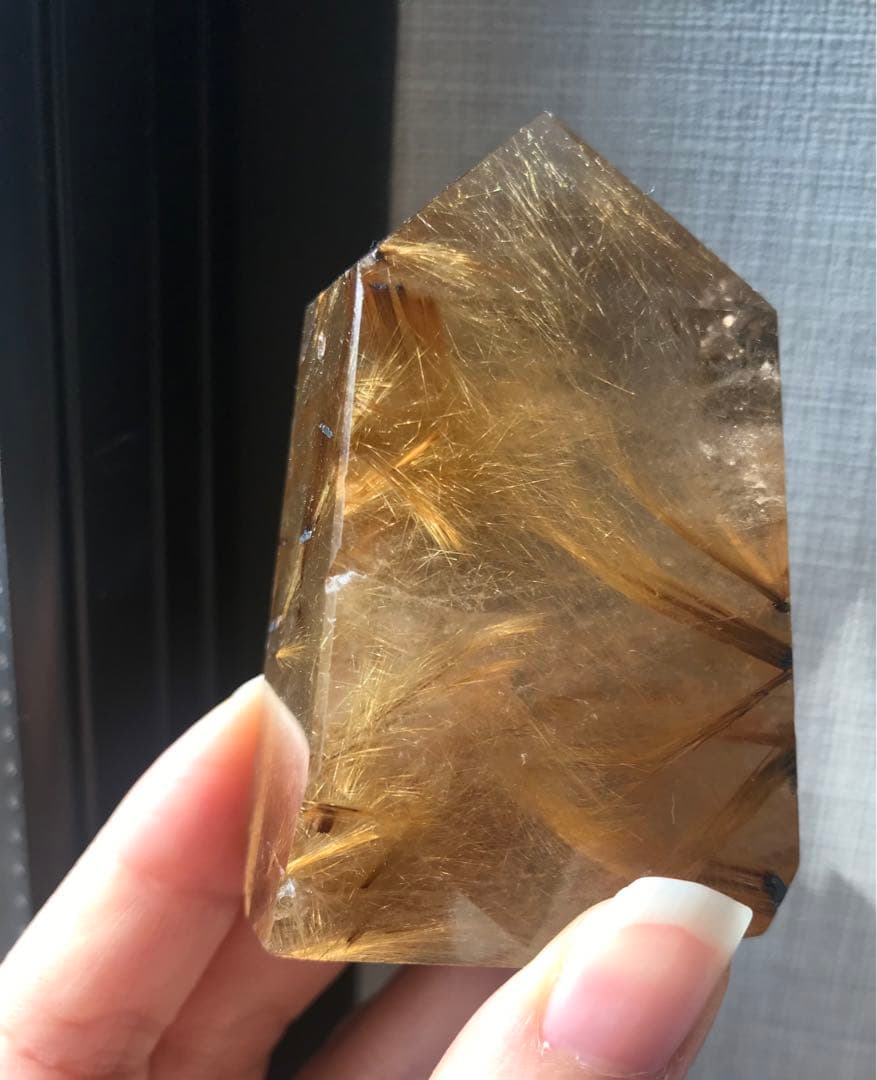 ☘️レア❤︎虹入り❤︎黄金の輝き　ゴールドルチルクォーツ 天然石