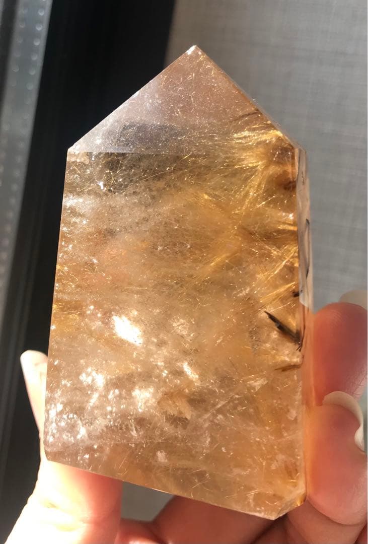 ☘️レア❤︎虹入り❤︎黄金の輝き　ゴールドルチルクォーツ 天然石