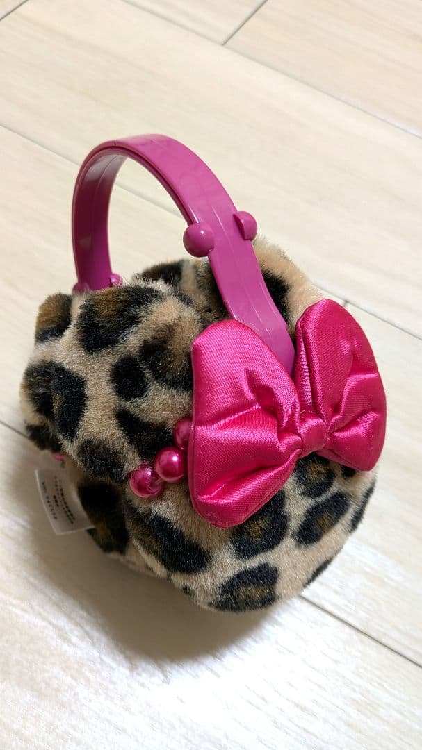 【期間限定値下げ】ミニーちゃんヒョウ柄 ピンクリボン イヤーマフ