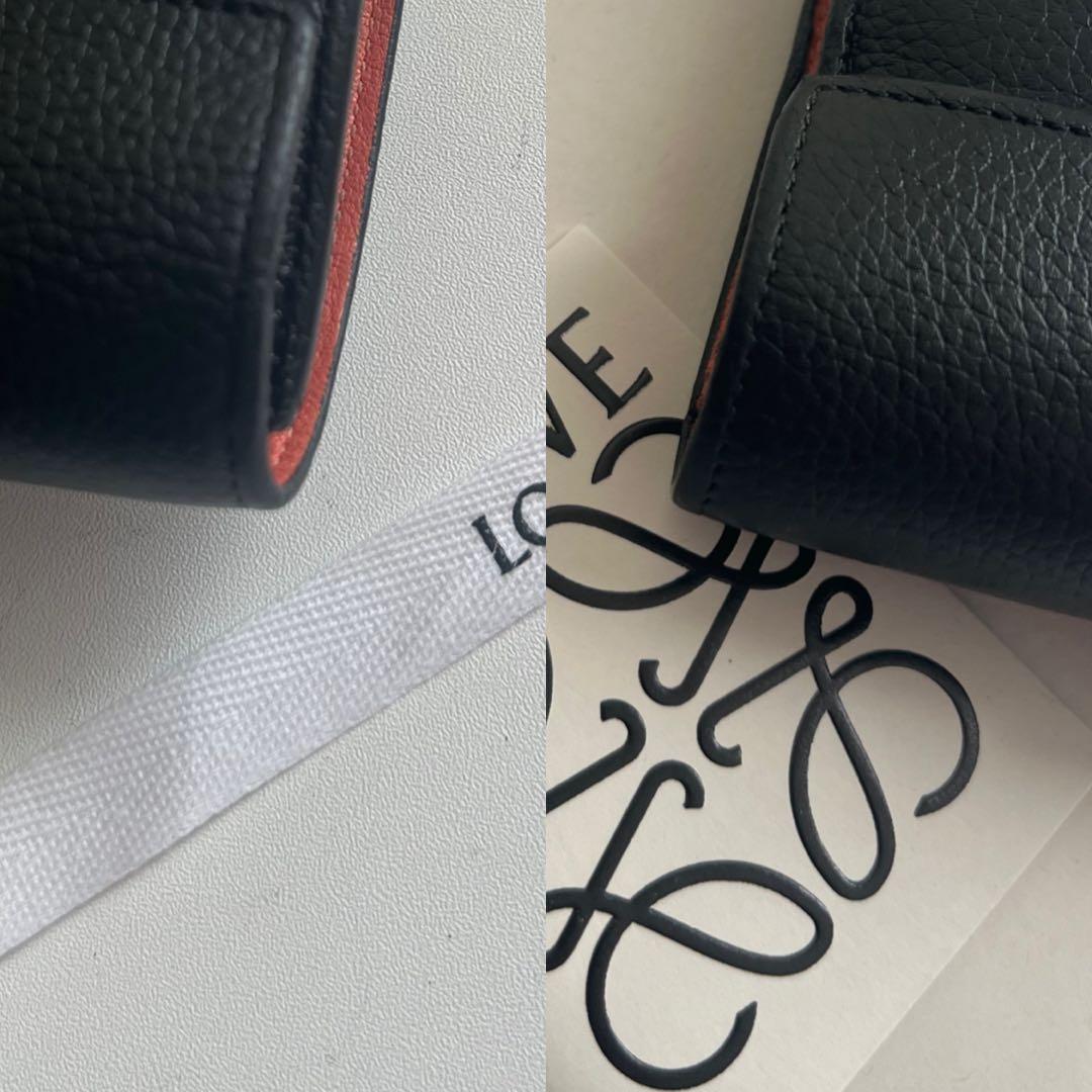 33 美品 LOEWE ロエベ 3つ折り財布