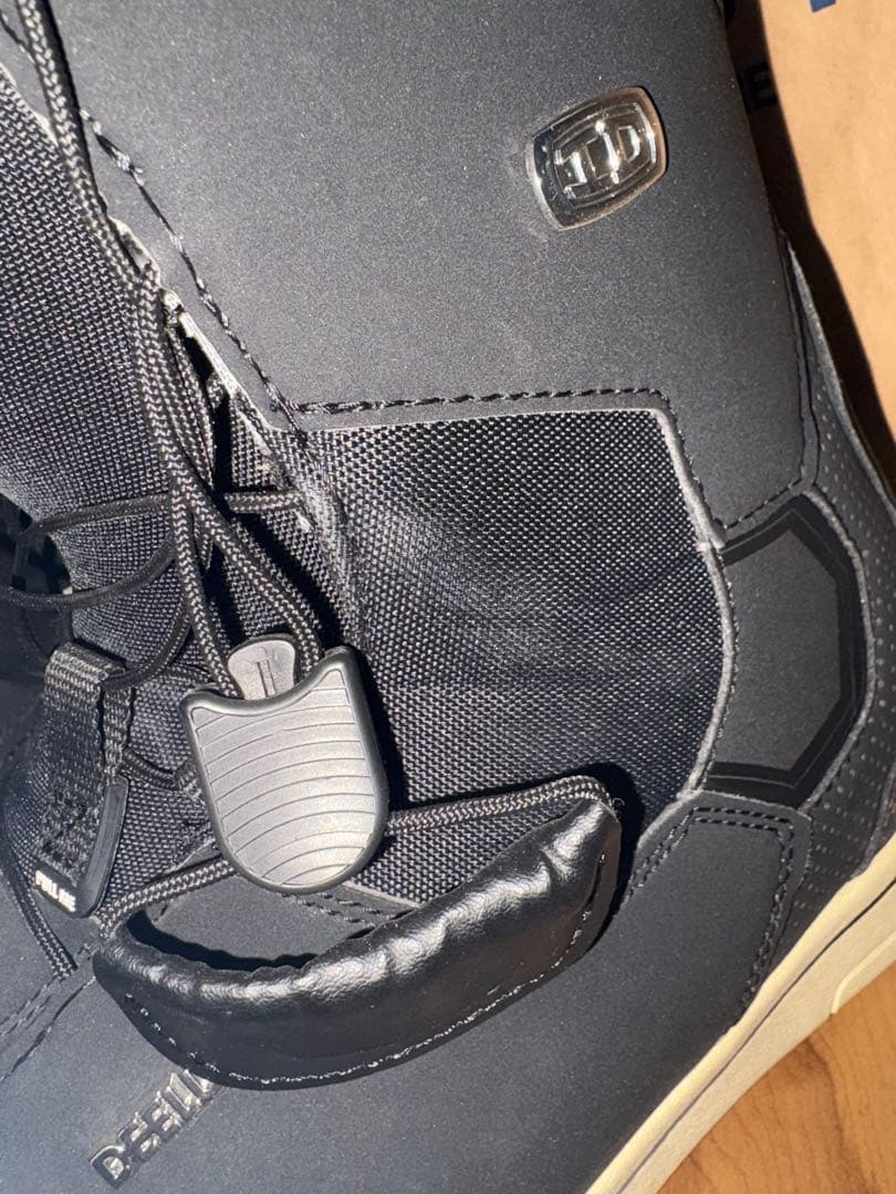 スノーボードブーツ ブラック DEELUXE ID