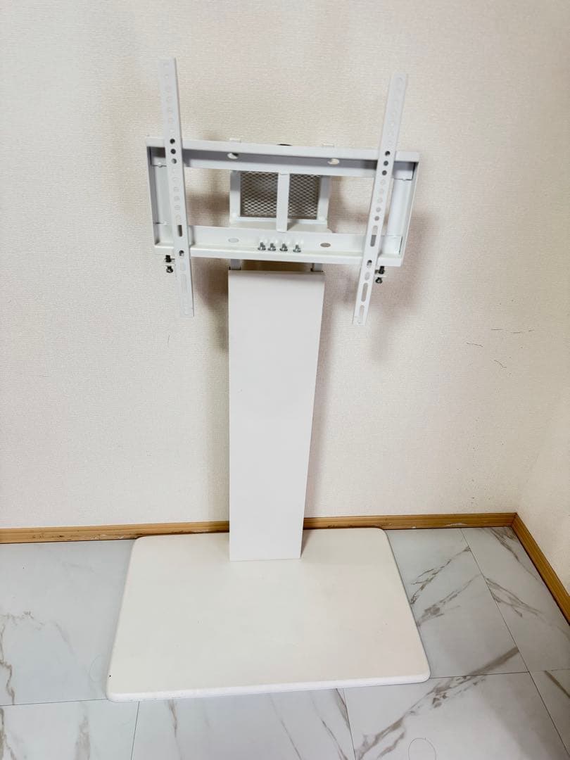 大阪 より 直接取引可能 スタンド式 テレビ台 ホワイト 壁掛け対応 ニトリ