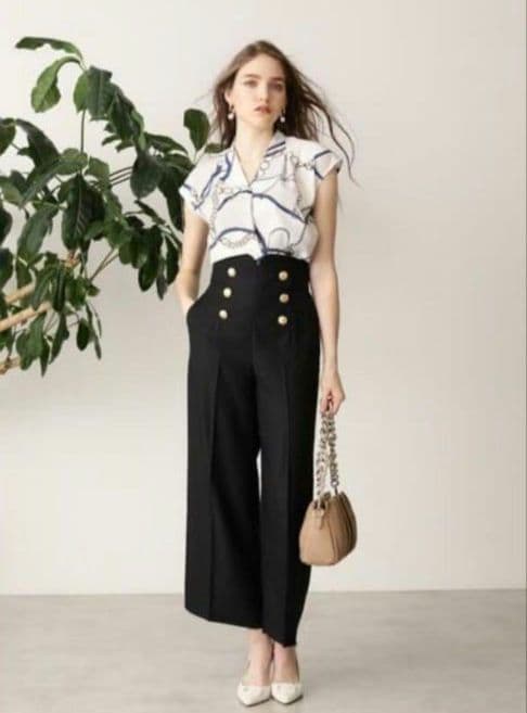 スカーフプリントブラウス　ピンキーアンドダイアン