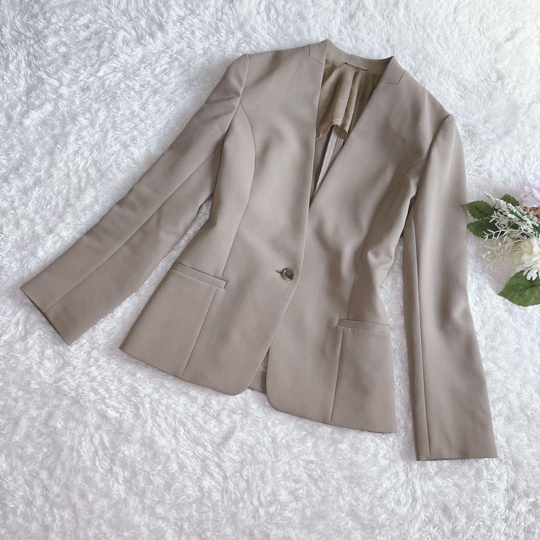 美品✨アンカーウーマン パンツスーツ ノーカラー 洗える モカベージュ近年モデル