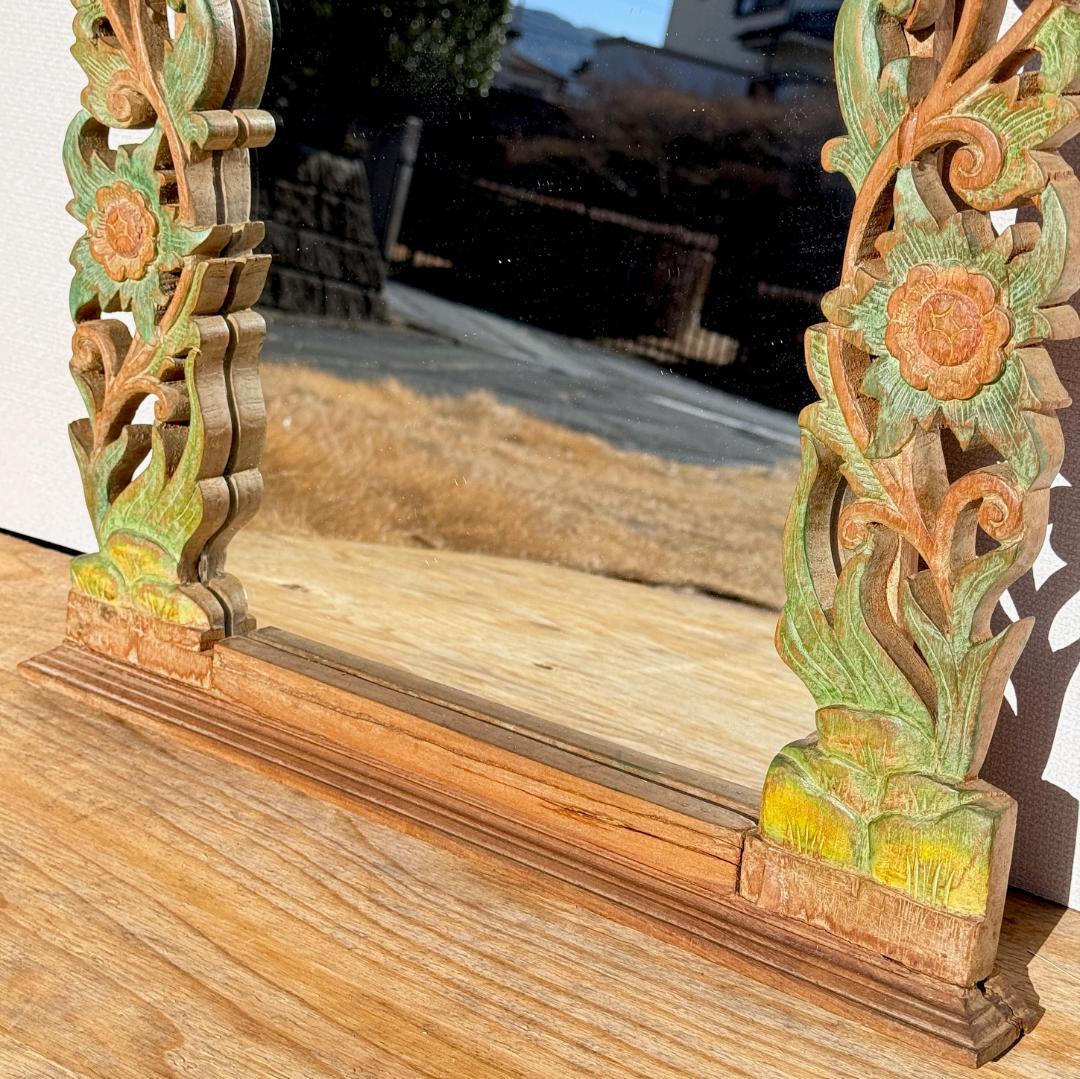 ビンテージ ウォールミラー 透かし彫りとレリーフが織りなす花鳥文 高さ71.5㎝