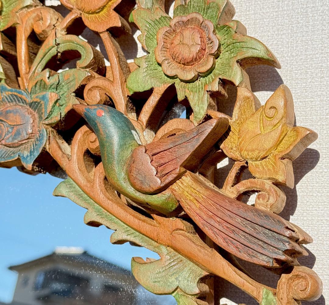 ビンテージ ウォールミラー 透かし彫りとレリーフが織りなす花鳥文 高さ71.5㎝