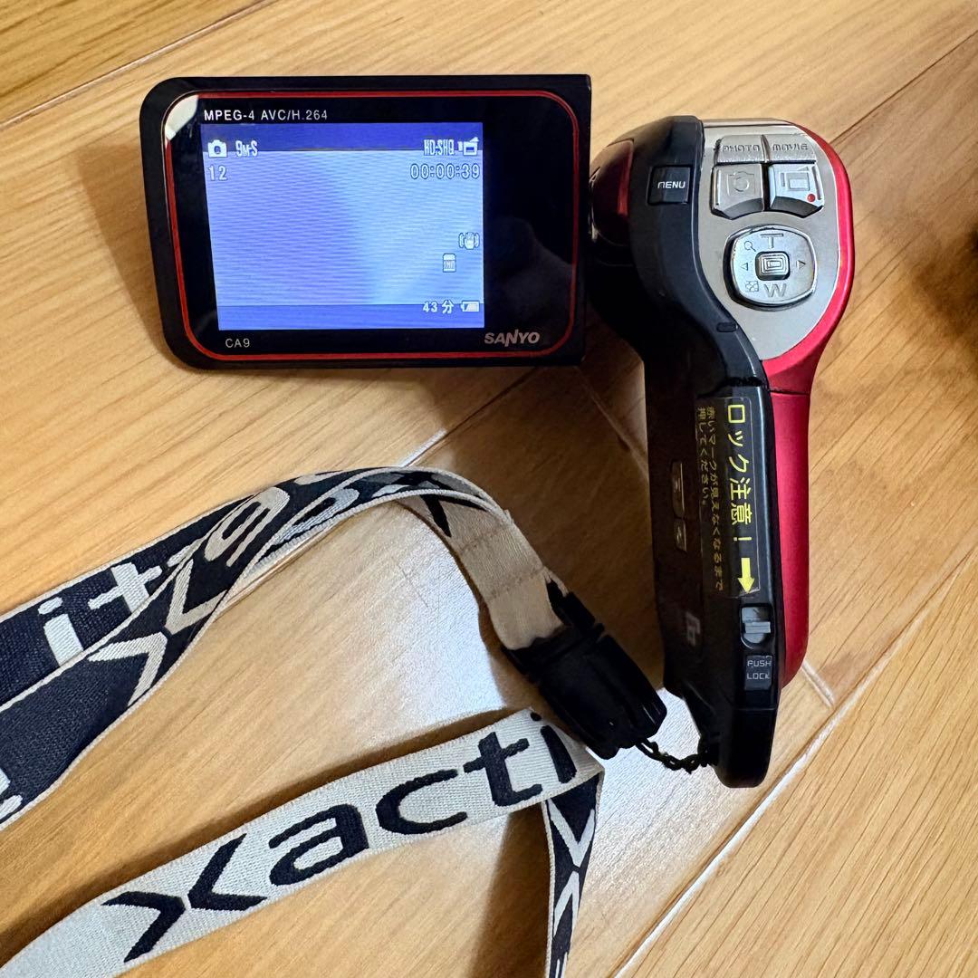 人気 希少 レア SANYO Xacti DMX-CA9 レッド ザクティ