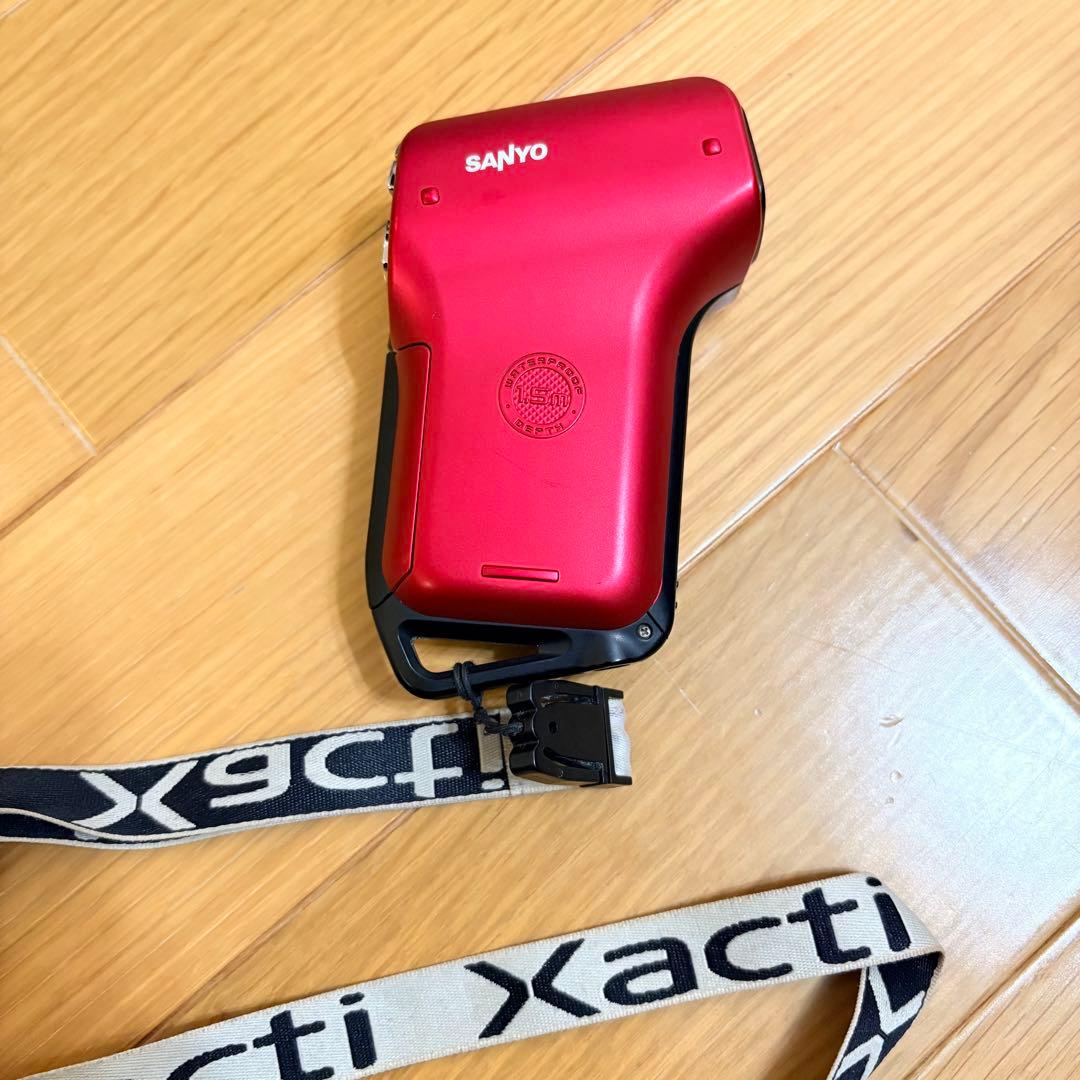人気 希少 レア SANYO Xacti DMX-CA9 レッド ザクティ