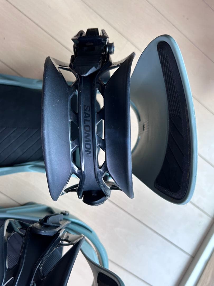 SALOMON リズム　rhythm M 22-23