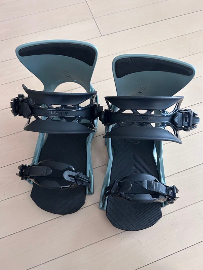 SALOMON リズム　rhythm M 22-23