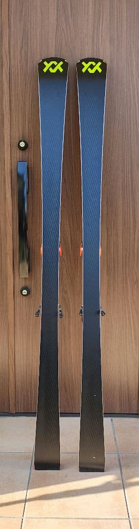 Völkl Racetiger SL Master(2023モデル)