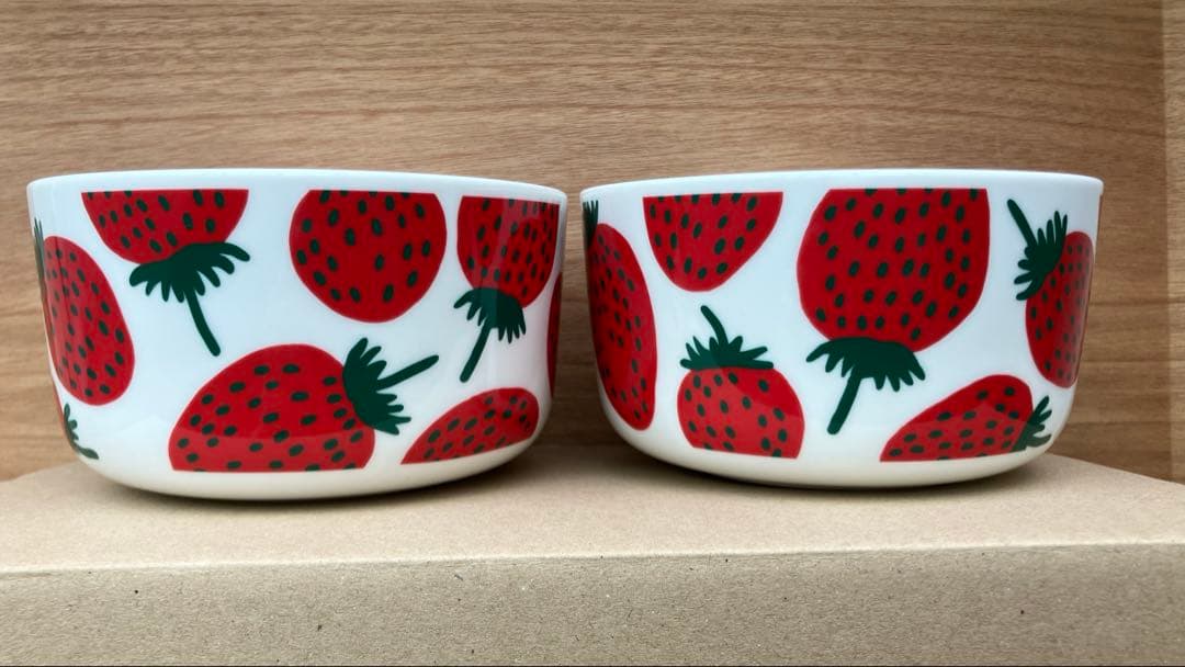 マリメッコ　マンシッカ　レッド　ボウル　2個セット