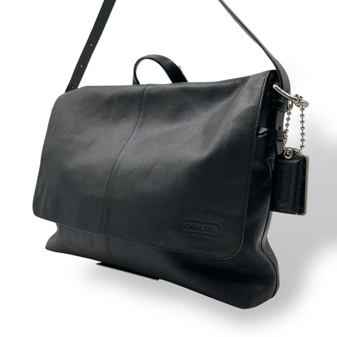美品 コーチ メッセンジャーバッグ ショルダーバッグ トンプソン スリム 黒