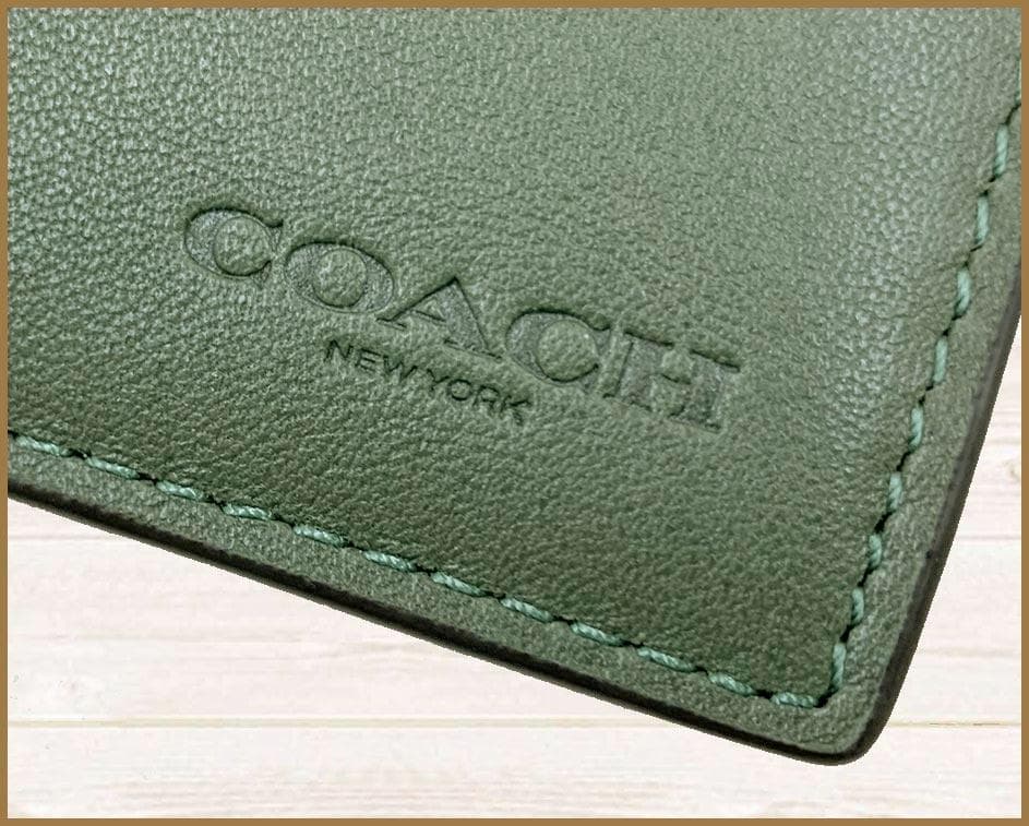 【新品】コーチナチュラルグレインレザー皮革ウォレット二つ折り財布緑F