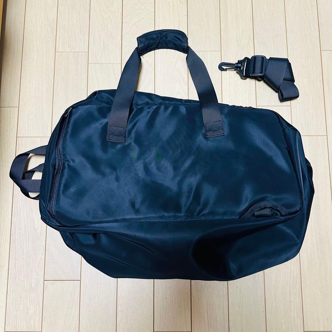 早い者勝ちです。LYFT BORN TO LYFT ボストンバッグ