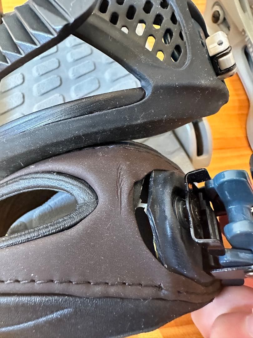 g*n様 BURTON GENESIS TT