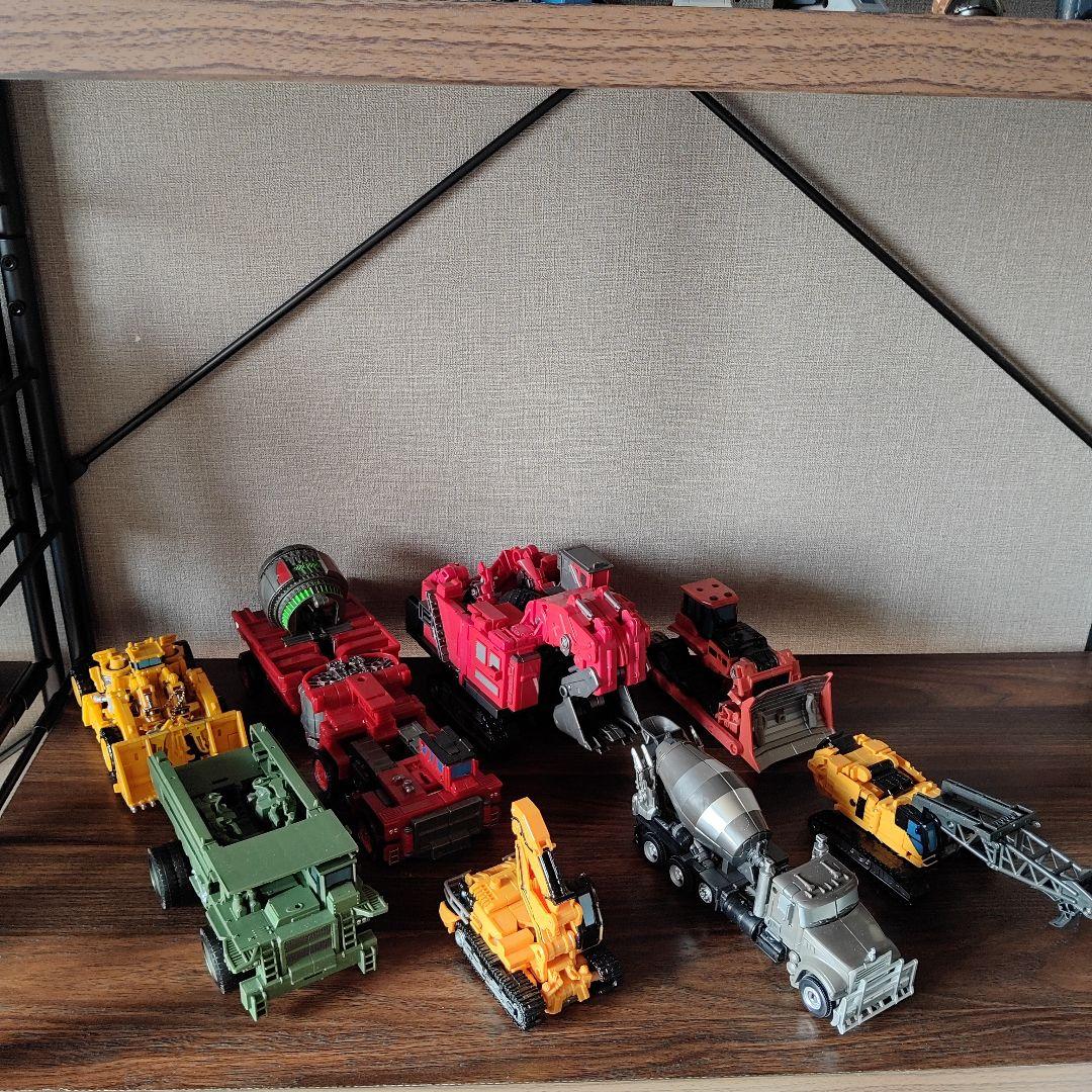 トランスフォーマー　デバステーター　8点セット