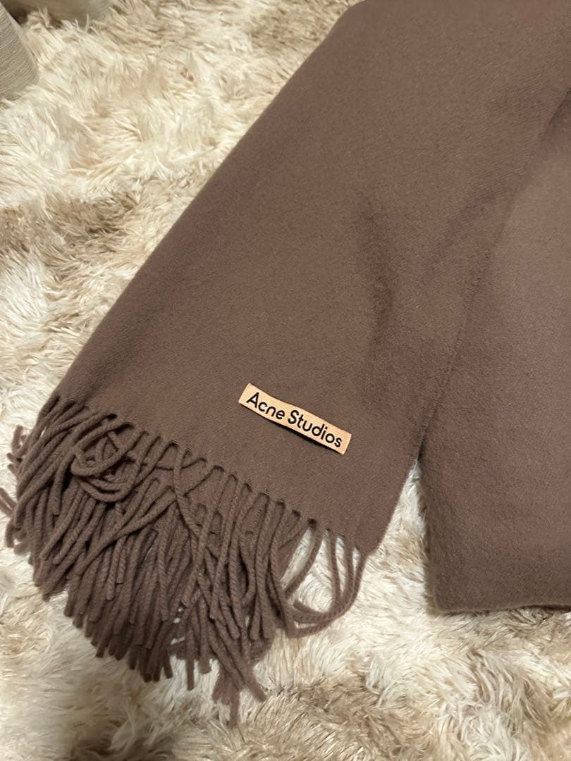 Acne Studios❤︎マフラー