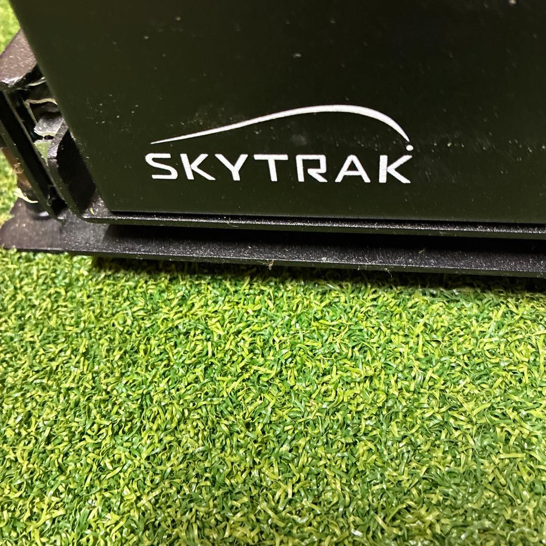 SKYTRAK ゴルフシミュレーター用スタンド