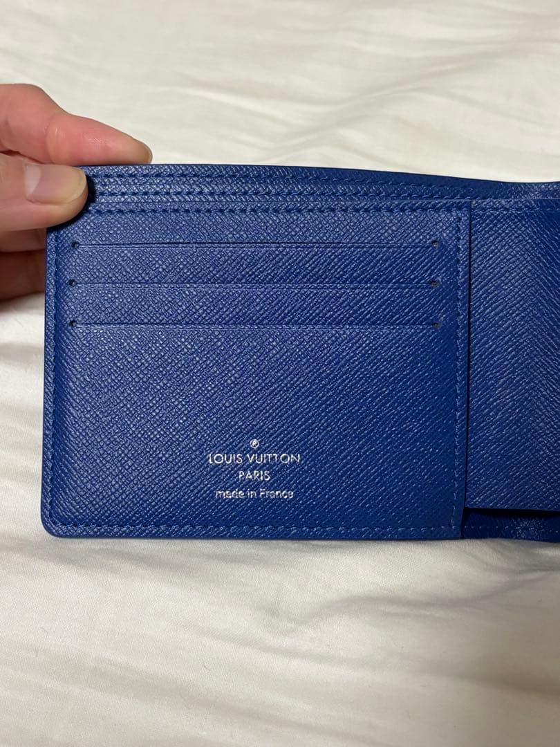 LOUIS VUITTON 二つ折り財布 カラフルロゴ