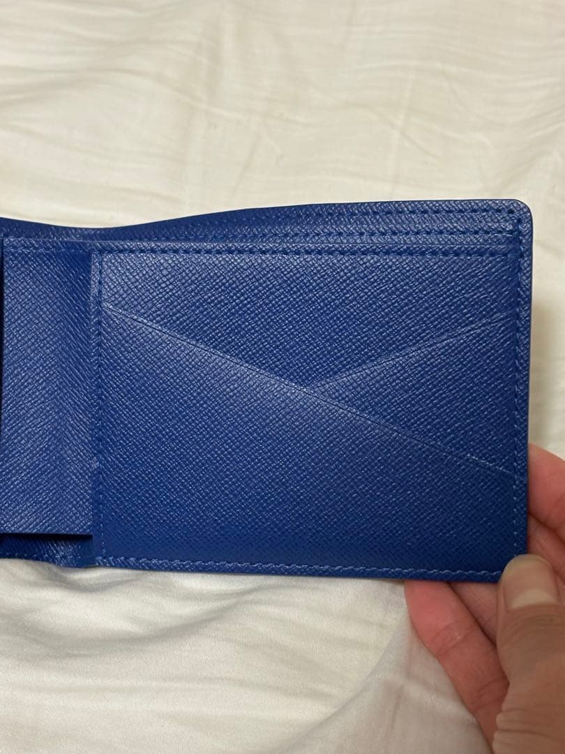 LOUIS VUITTON 二つ折り財布 カラフルロゴ