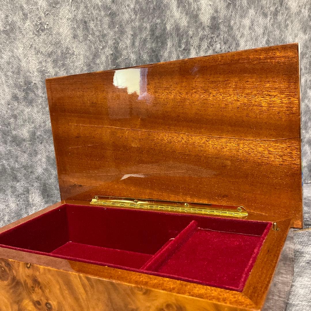 アンティーク　ジュエリーボックス　オルゴール付き