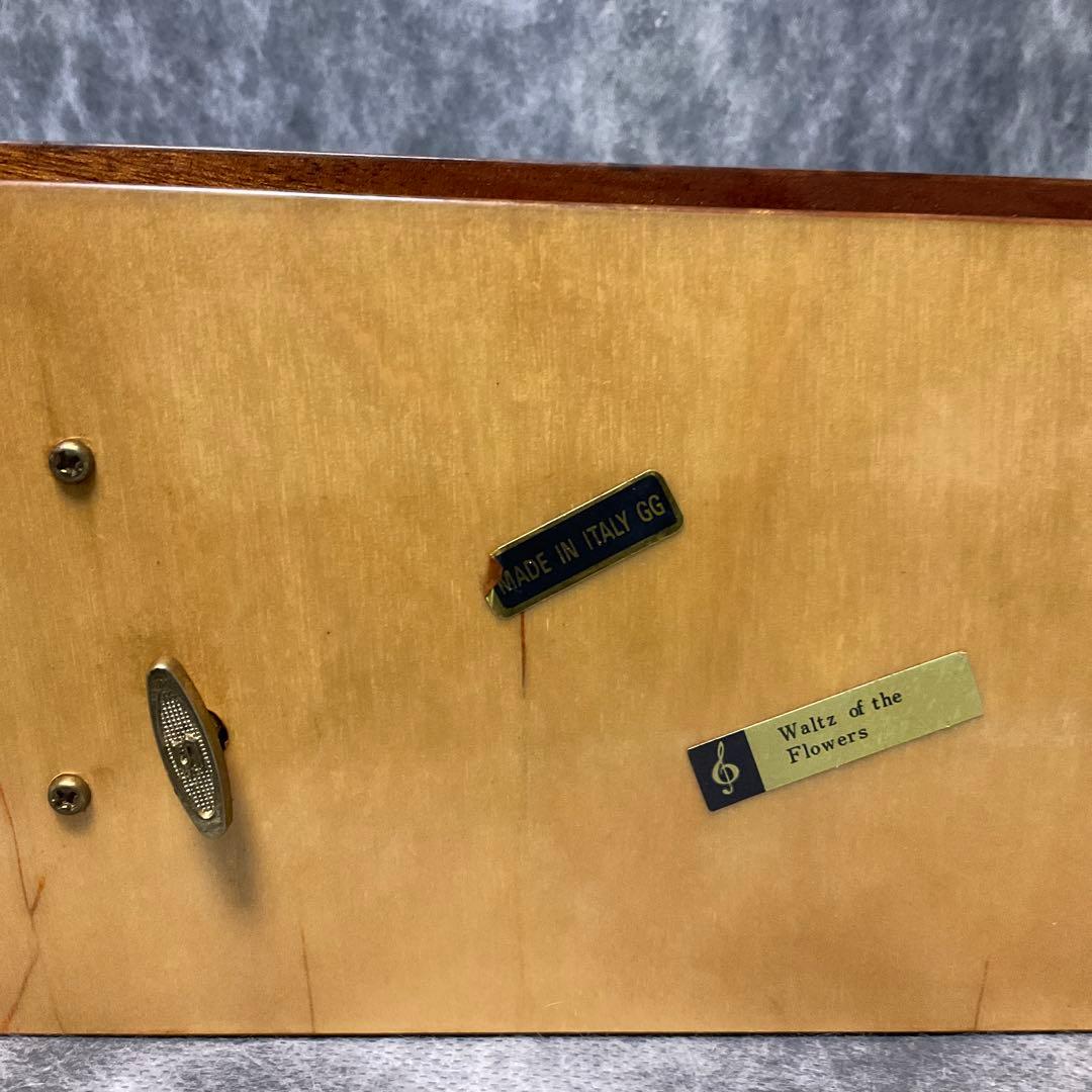 アンティーク　ジュエリーボックス　オルゴール付き