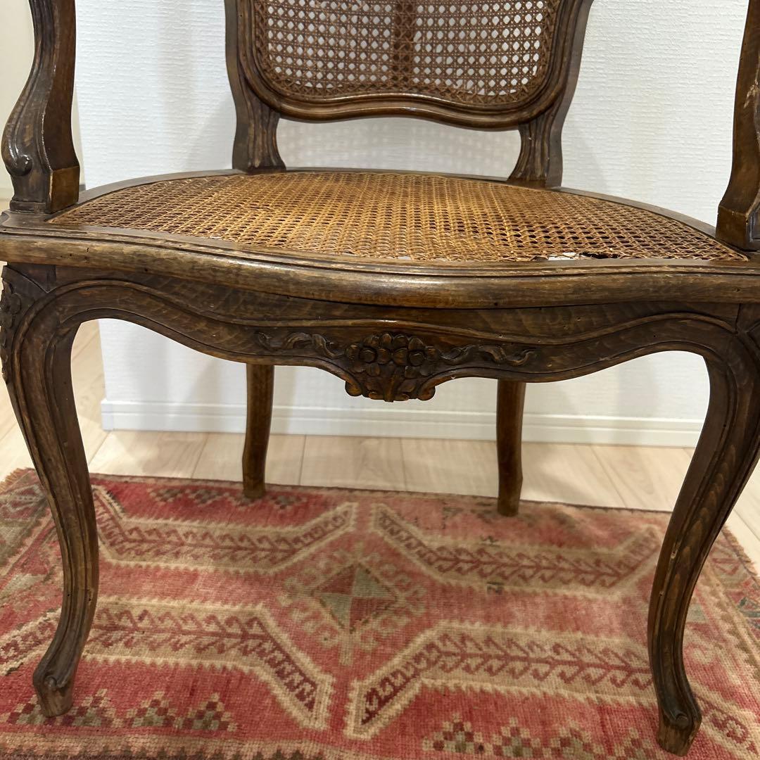フランスアンティーク　クラシック木製ダイニングチェア