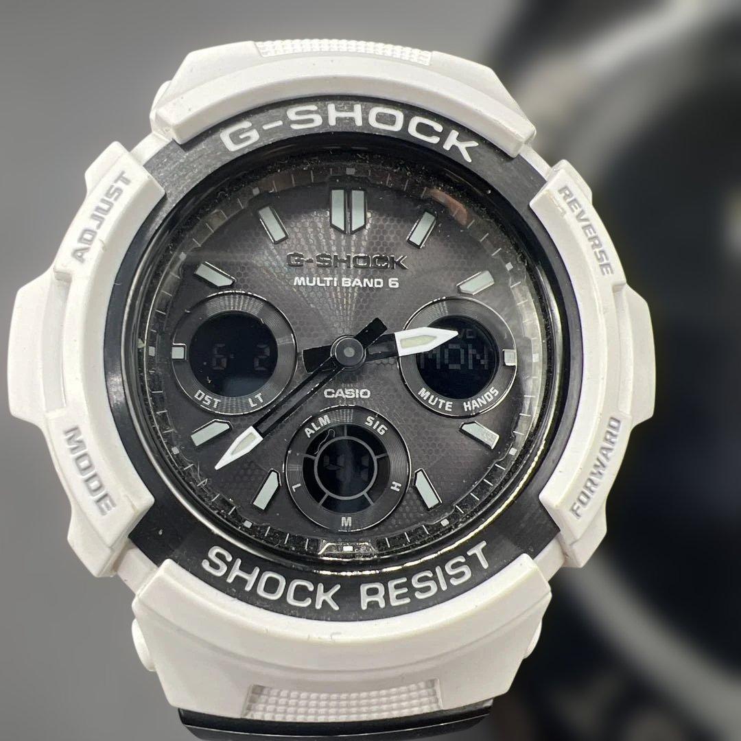 美品 CASIO G-SHOCK AWG-M100GW 電波ソーラー アナデジ