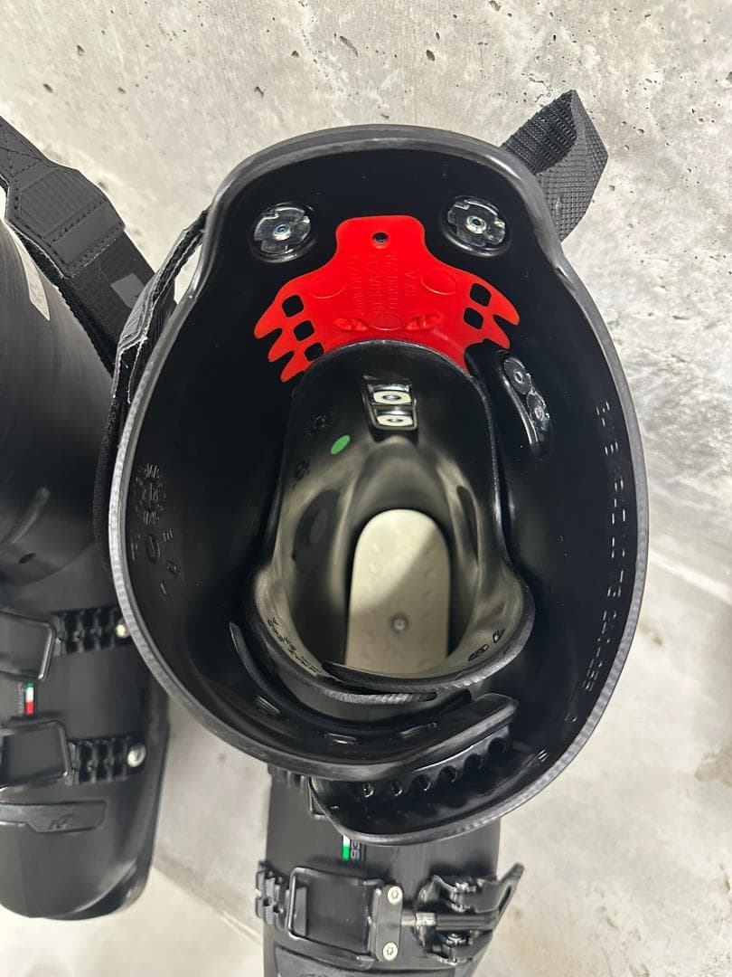 新品未使用 NORDICA Dobermann 5RD スキーブーツ 24/25