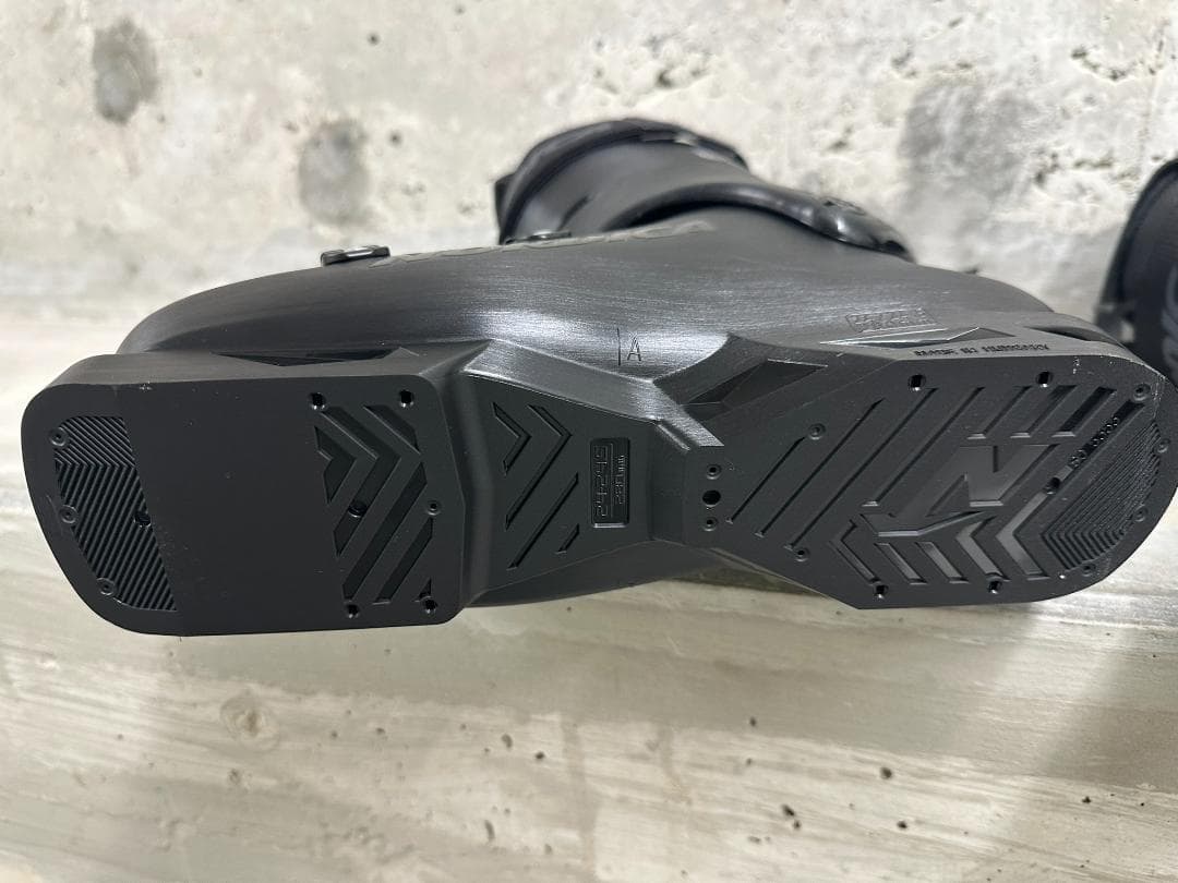 新品未使用 NORDICA Dobermann 5RD スキーブーツ 24/25